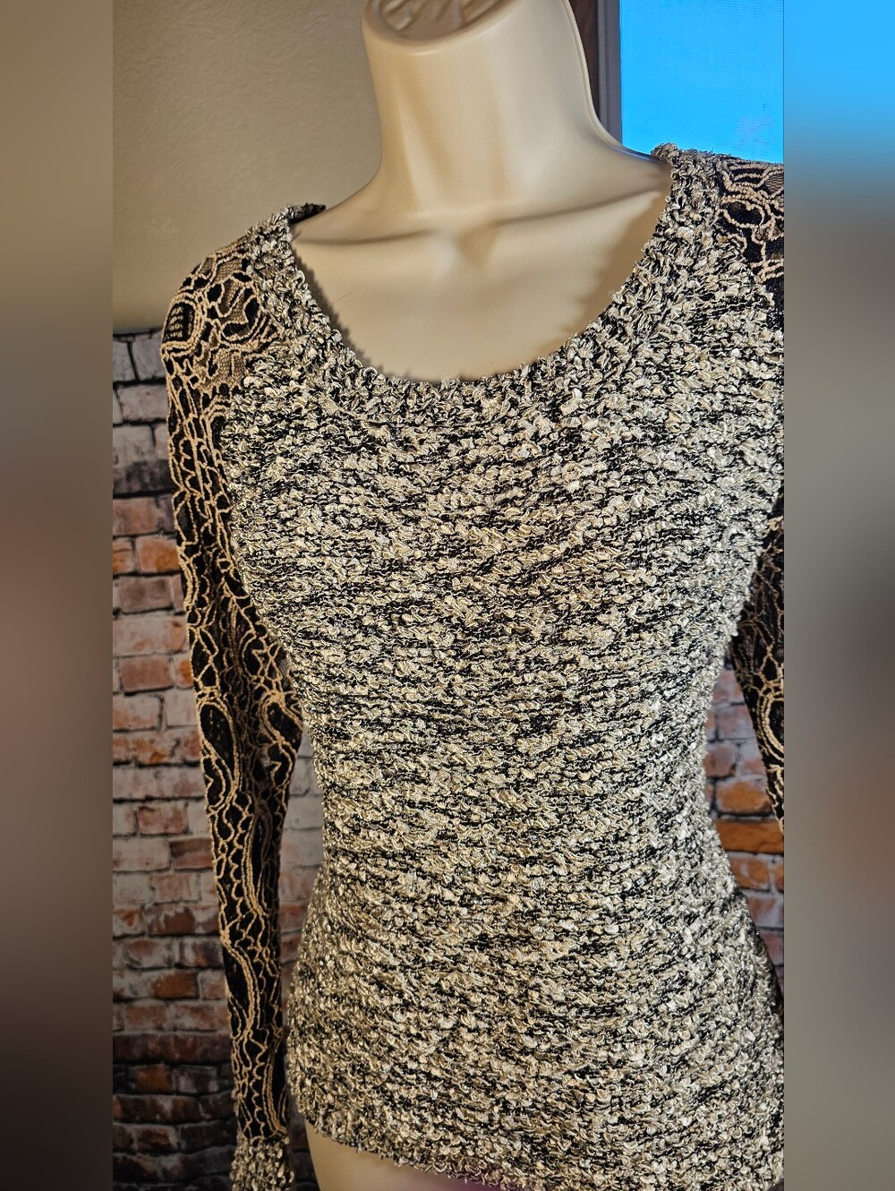 BKE Boutique Black Cream Lace Sleeve Textured Knit Top Small Romantic Boho Chic